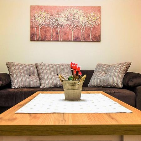 Studio Apartman Tvrtko Varaždin Buitenkant foto