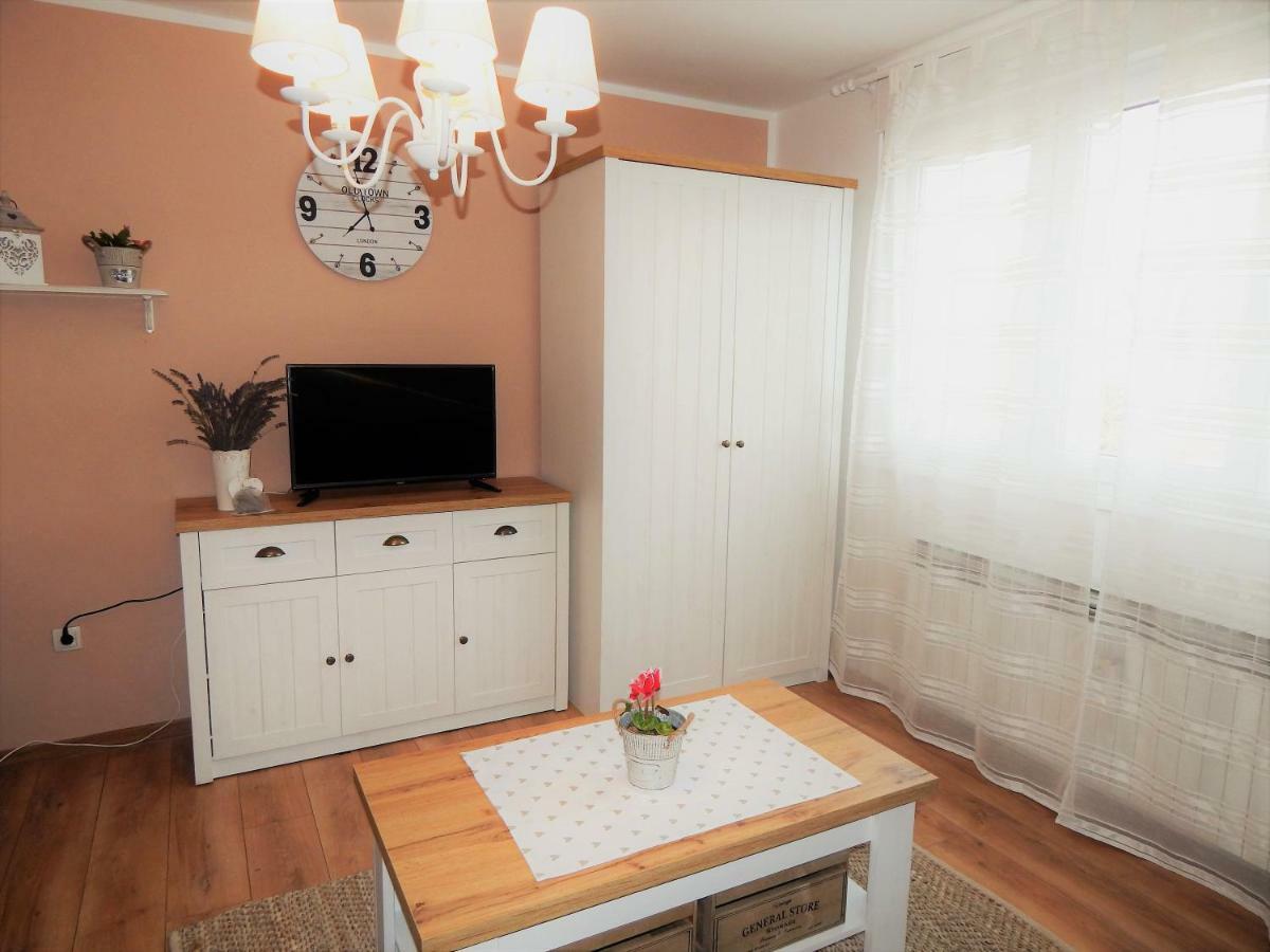 Studio Apartman Tvrtko Varaždin Buitenkant foto